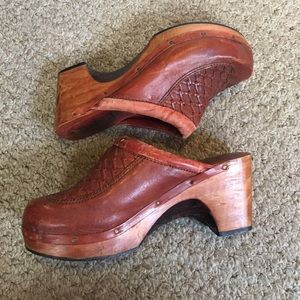 Vintage 70s Wooden Braided Leather Swedish Clogs